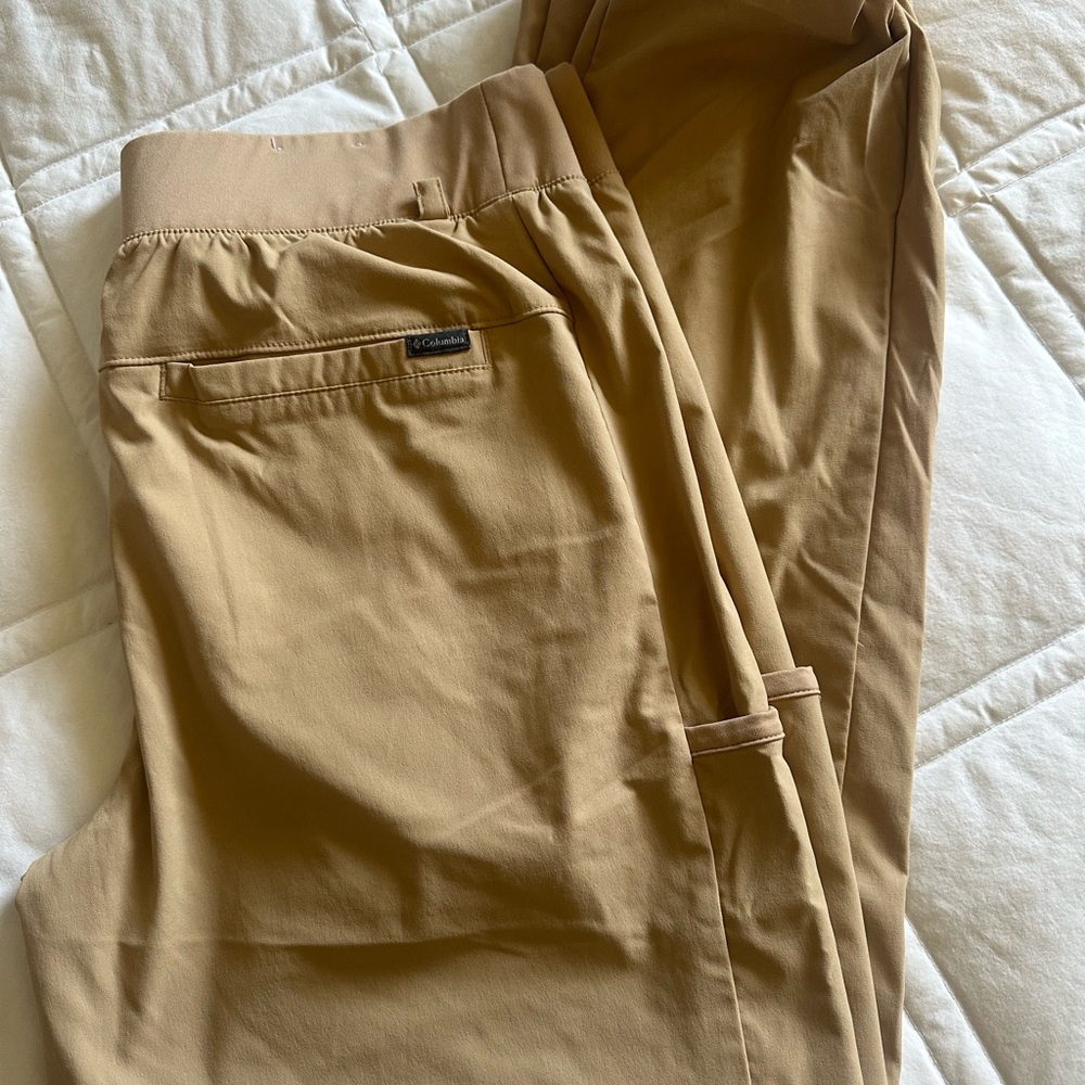 Columbia Tan Relaxed Fit Pants - Picture 2 of 5